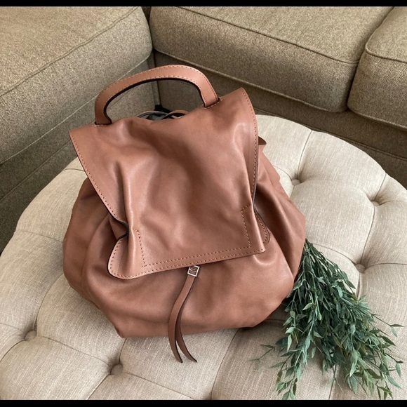 🌿GIANNI CHIARINI LEATHER BACKPACK🌿 - Picture 4 of 14
